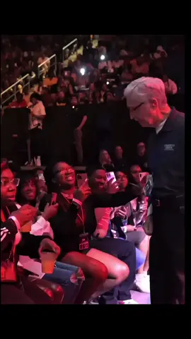 They weren’t ready for THAT answer 🤯🤣 #85SouthShow #ComedyClips #ViralClips #StandUpComedy #FunnyVideos #ForYou #FYPシ #BlackComedy #DcYoungFly #KarlousMiller #ChicoBean #ComedyTikTok