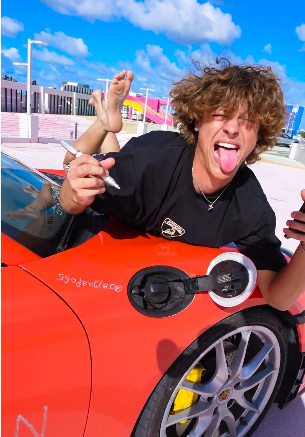 Who wants to be next 😳🤝