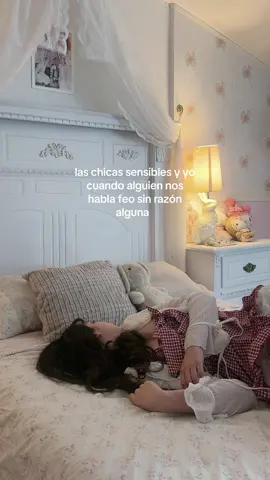 me dan ganas de llorar jsjs entiendo que a veces las personas pueden tener un mal día, pero no es razón para desquitarse con uno💔 #girls #fypシ #paratii #contenido #🎀 