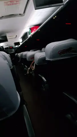 QUE SONIDO TAN RELAJANTE CUANDO UNO VIAJA  EN BUS 🥹❤️‍🩹#fvpシ♡viral✨💙  #❤️turismo_cavassa❤️🚎❤️🤙 #busesruterosdelperu❤️🇵🇪 #giomaroficial❤ #sigueme_para_mas_videos_asi