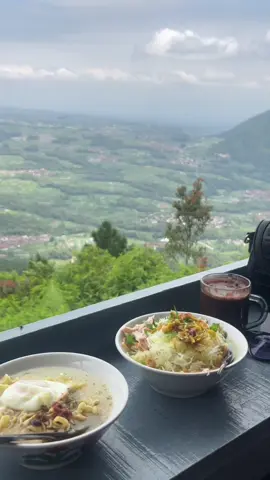 indomietelor dengan pemandangan🥶#telomoyomountain #masukberanda #lyp #fyppppppppppppppppppppppp 