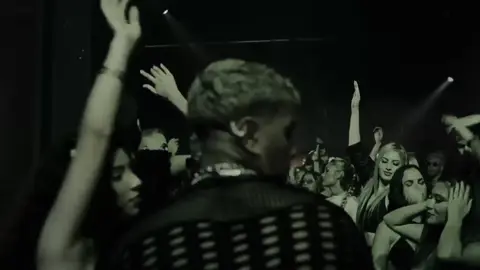 SCI-FI - Rauw Alejandro & Tainy . . . . #scifi #rauwalejandro #tainy #paratiiiiiiiiiiiiiiiiiiiiiiiiiiiiiii #fyp #paratii #paratiiiiiiiiiiiiiiiiiiii #parati #Viral #music #tiktok #viralvideo #foryou 