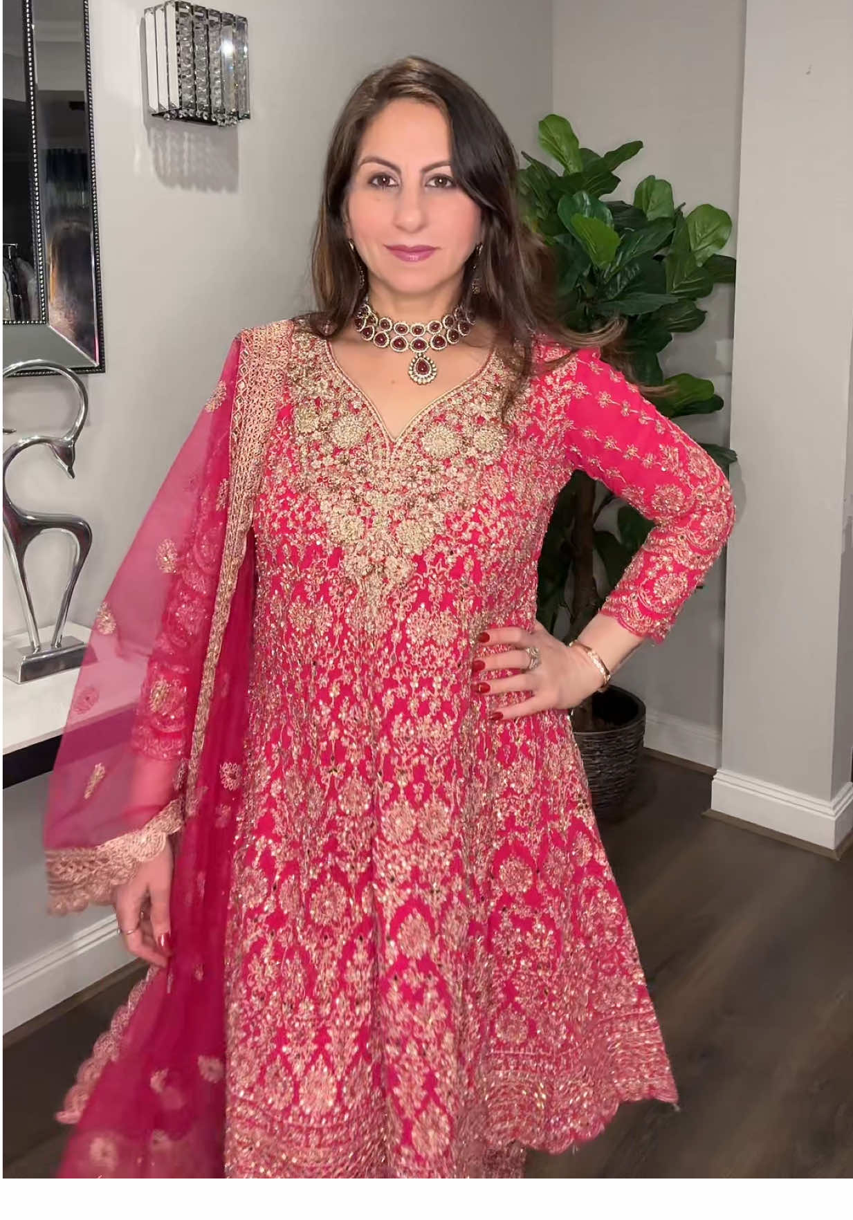 Only $210 AUD 😮‍💨 📍Point Cook, VIC ☎️+61 430 027 601 #anarkali #desigirl #indianclothing #indianwedding #boutique 