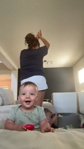 Another gem from today’s dance party! 🕺🏾 #dancingmom #fyp #twinmom #dancing #foryou 