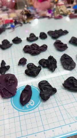 #lostwaxcasting #processing #handmade #sculpture #artist 