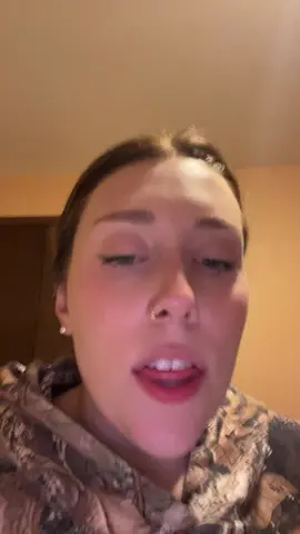 Has anyone told her? #taylorswift #ts12 🧡