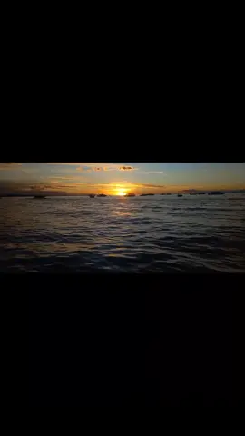 ✨️🖤🩶🖤🩶🖤🌅 #sunsetz  #atardeceres🌅  #lagotiticaca  #paratii  #cas 