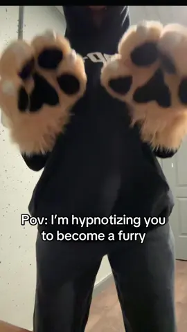 I like this trend but why is it so hard to edit 😭 #furry #furrytiktok #furryfandom #fursuit #fursuiter