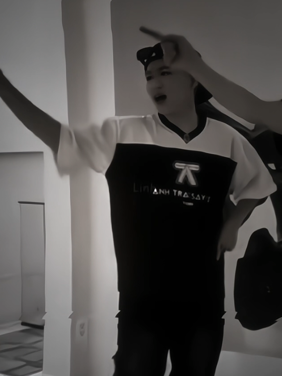 : bầy bi shắt đu đu đu. | #CAPTAINBOY #glint_grp #zen_grp౨ৎ #zalingg_grp 