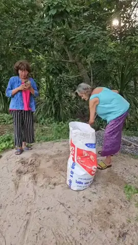 very funny video vairal 🤣🤣 fewret of Aimrica my account like follow please #usa🇺🇸 #foryourpage #viralvideo #fbreels #fyp 