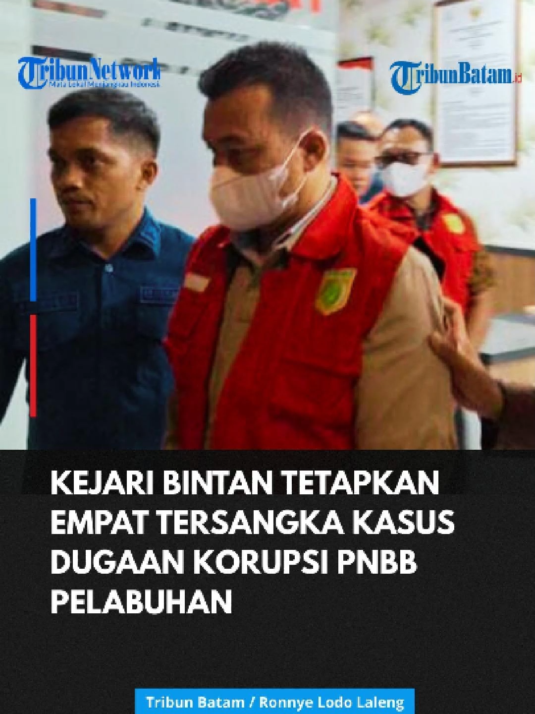 Penyidik Tindak Pidana Khusus Kejaksaan Negeri (Kejari) Bintan tetapkan empat orang sebagai tersangka kasus dugaan korupsi Penerimaan Negara Bukan Pajak (PNBP) jasa pelabuhan atas kapal RIG Setia di Lobam, Kecamatan Bintan Utara, Kabupaten Bintan, Provinsi Kepri, Kamis (14/8/2025) malam. Keempat tersangka itu adalah Direktur PT PAB inisiatif Rp, Kepala KUPP Tanjunguban Bintan periode Juni 2021- Februari 2023, inisial Is. Selanjutnya, Kasi Kesyahbandaran KUPP Tanjung Uban, Maret 2021-Mei 2023, inisial M dan Kasi Lalu Lintas KUPP Tanjung Uban 2021-2024 berinisial Sn. Kepala Kejari Bintan, Rusmin mengatakan, keempat orang itu telah diperiksa sebagai saksi sebelum ditetapkan jadi tersangka. 