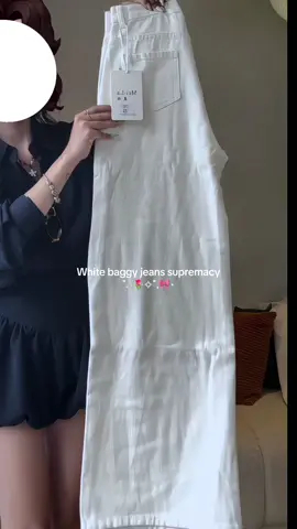 White jeans supremacy#baggyjeans #denimjeans #jeans 