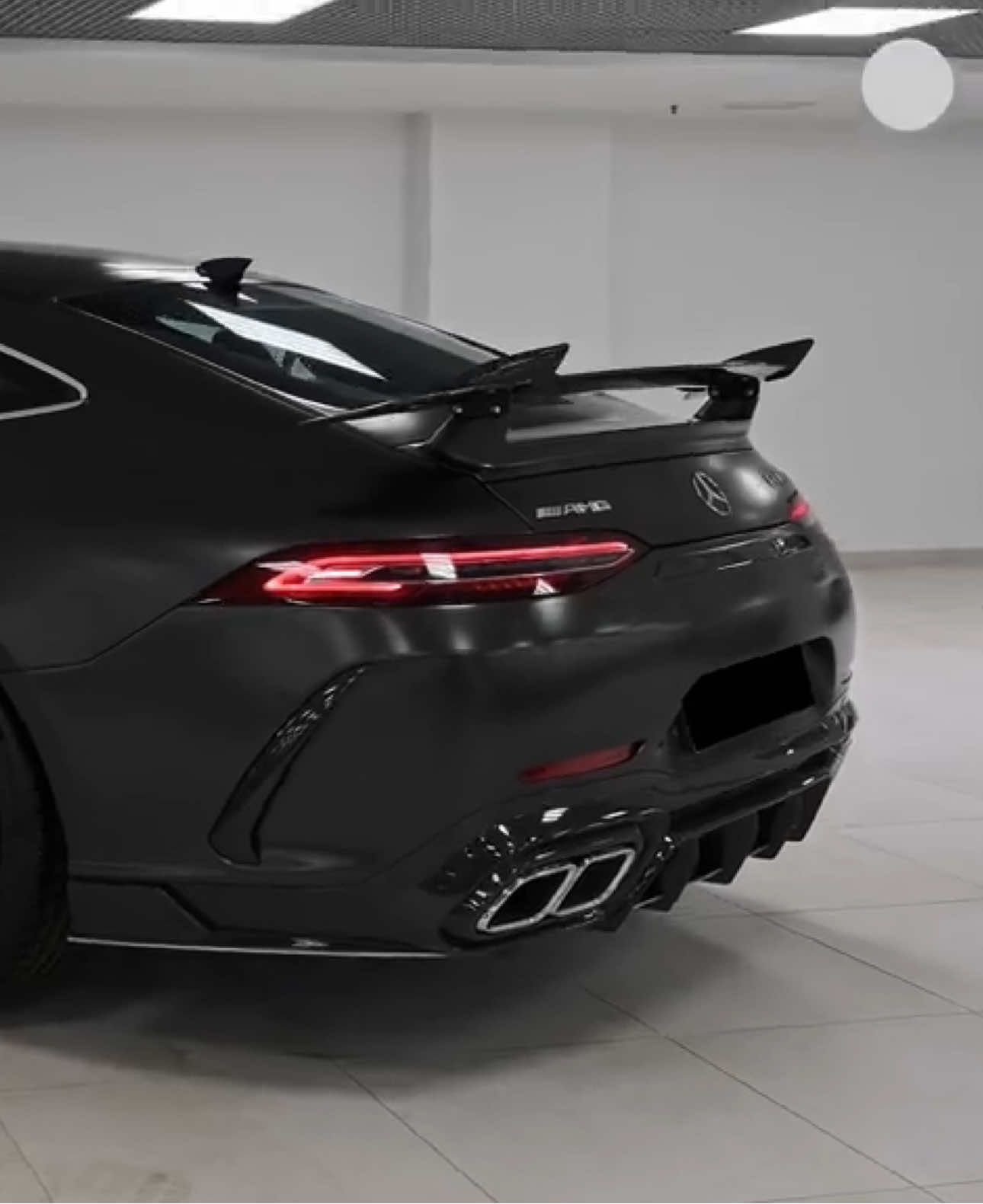 AMG GT63S #amg #gt63s #mercedes #ykcars #supercar mọi người có nhu cầu mua bán Sh nhập ý ghé shop em tham khảo nha @haile_sh_vu_tuan 