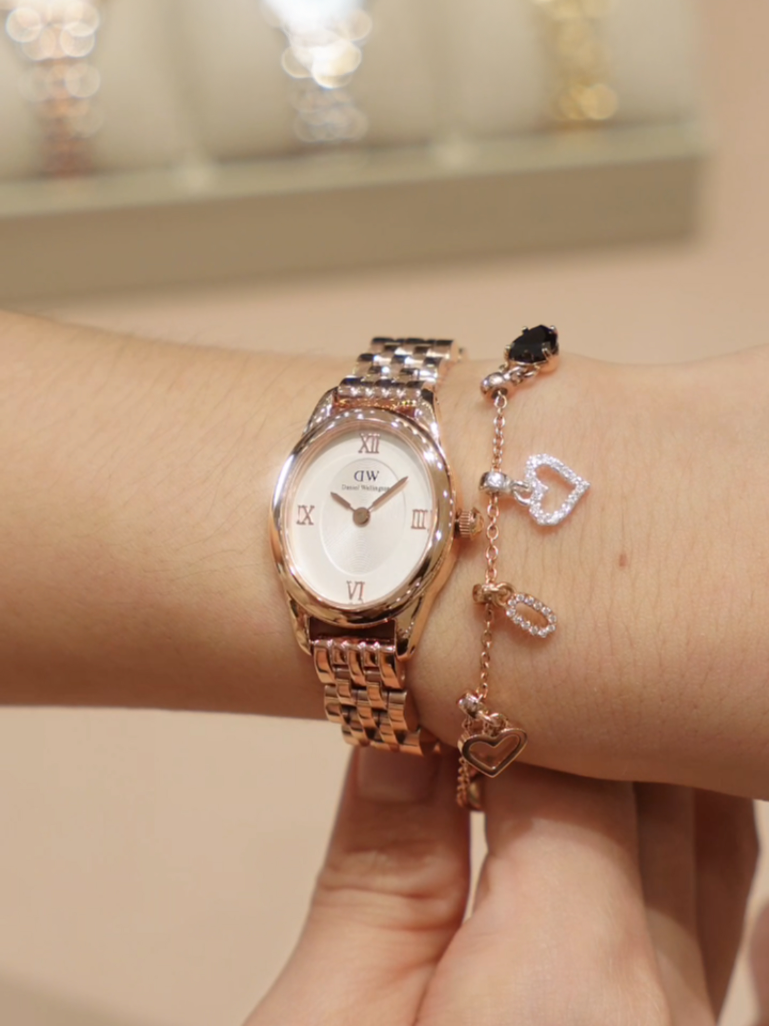 Mẫu đồng hồ Ophelia Mini thiết kế tối giản, hợp mọi outfit #danielwellington #dw #DWVietnam #DWinVN #VietNam#ophelia