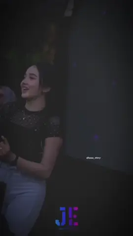 Begitulah kira-kira😅#dheaa_story#djtanti 