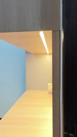 Meja belajar custom meja rias,, minimalis modern,, ✅ H. Fanani  Mojokerto,, yang mau seperti ini bisa kami wujudkan langsung loh 😍😍 Bisa custom sesuai keinginan dan budget loh😍😍 segera konsultasikan kepada kami gratis 👇👇 Kami juga menerima pesanan seluruh area Jawa Timur meliputi : - Kitchen set - Backdrop tv - Partisi/penyekat ruangan - Minibar - Lemari custom - Bed custom - Meja rias - Kusen pintu jendela - Renovasi rumah dll Info harga, konsultasi gratis, dan pemesanan bisa hubungi :  085-607-575-264 085-790-833-900 partner @KREATORMEUBEL   #dekorasikamar #interiorkamar #interiormojokerto #furnituremojokerto #fyp 