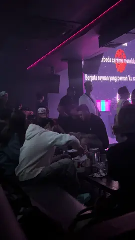 Akan ku hibur kalian, tp bentar makan pentung dulu🤪😅 #djpandaofficial #helensnightmart 