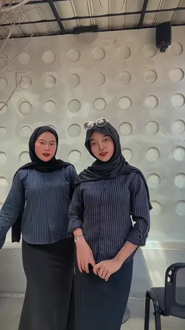 Kemeja yang dipakai Size M dan L ya bestie💃🫰🏻#kemejawanita #lunastripe #fashiontrends 