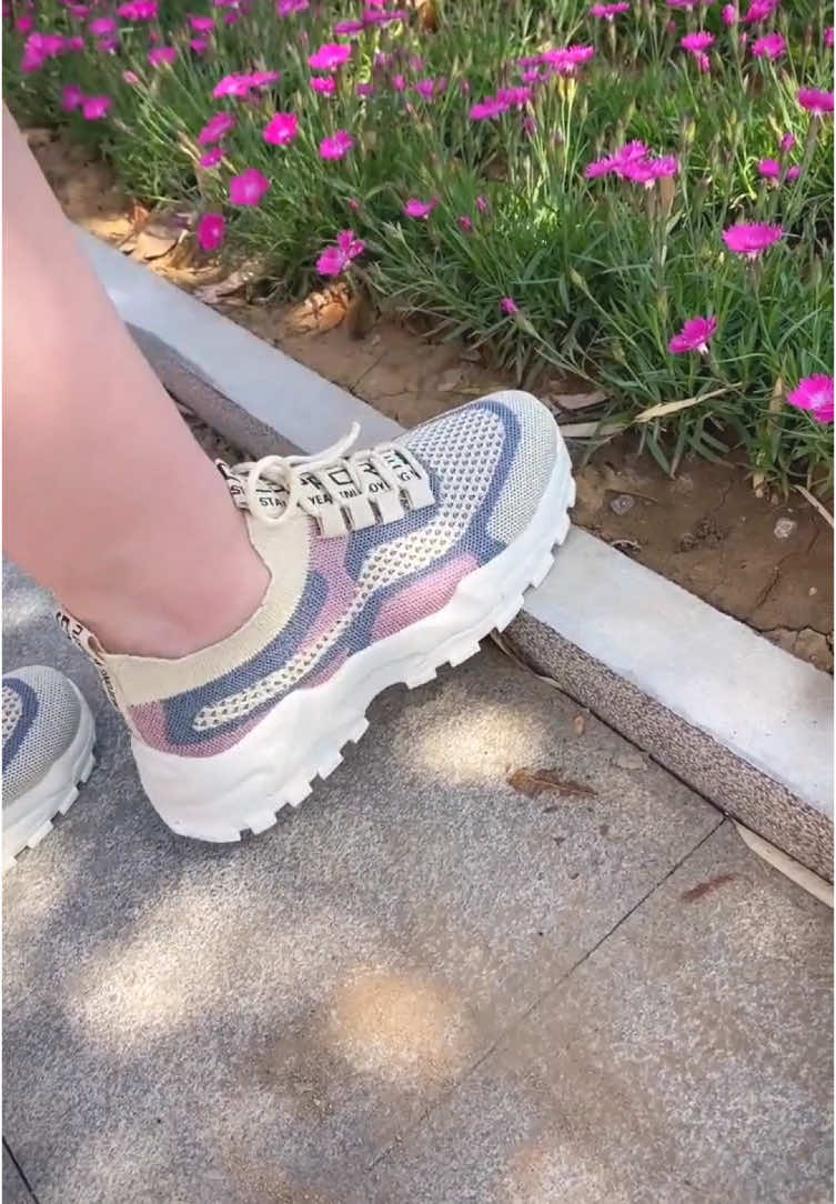 Trendy Korean Sports Shoes Wit#goodthing #fyp #foryou #tiktok #shopping #kasut #womenshoes 