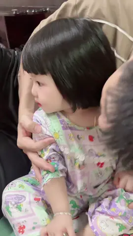 Sơ hở là giận, không biết giống ai 🤣#xuhuong #baby #embedangyeu 