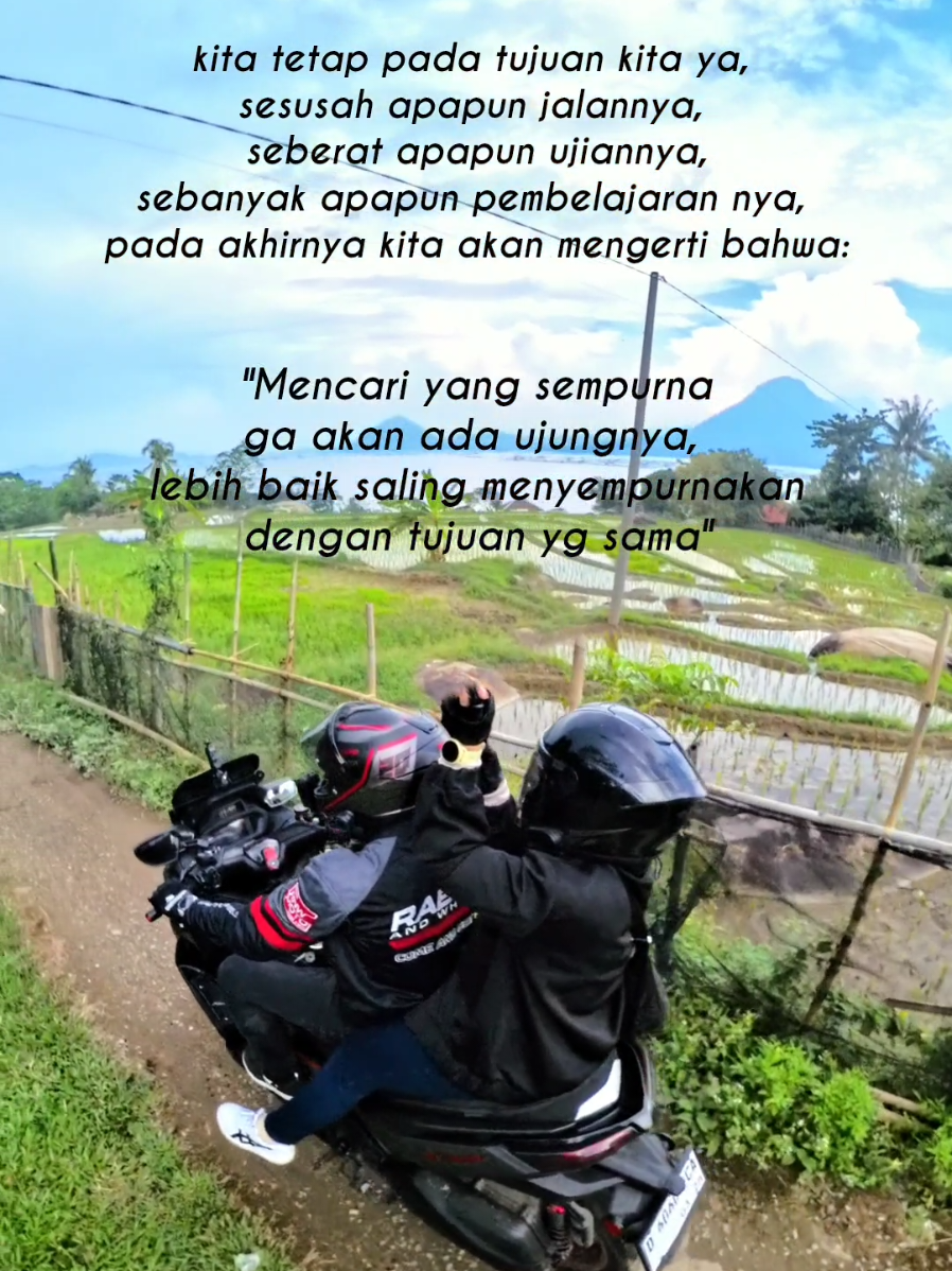saling nerima, saling dukung, banyak2in motoran 😁✌🏻 . #motocouple #couplegoals #motolife #motorcycle #motoran #suamiistri #fyp #creatorsearchinsights 