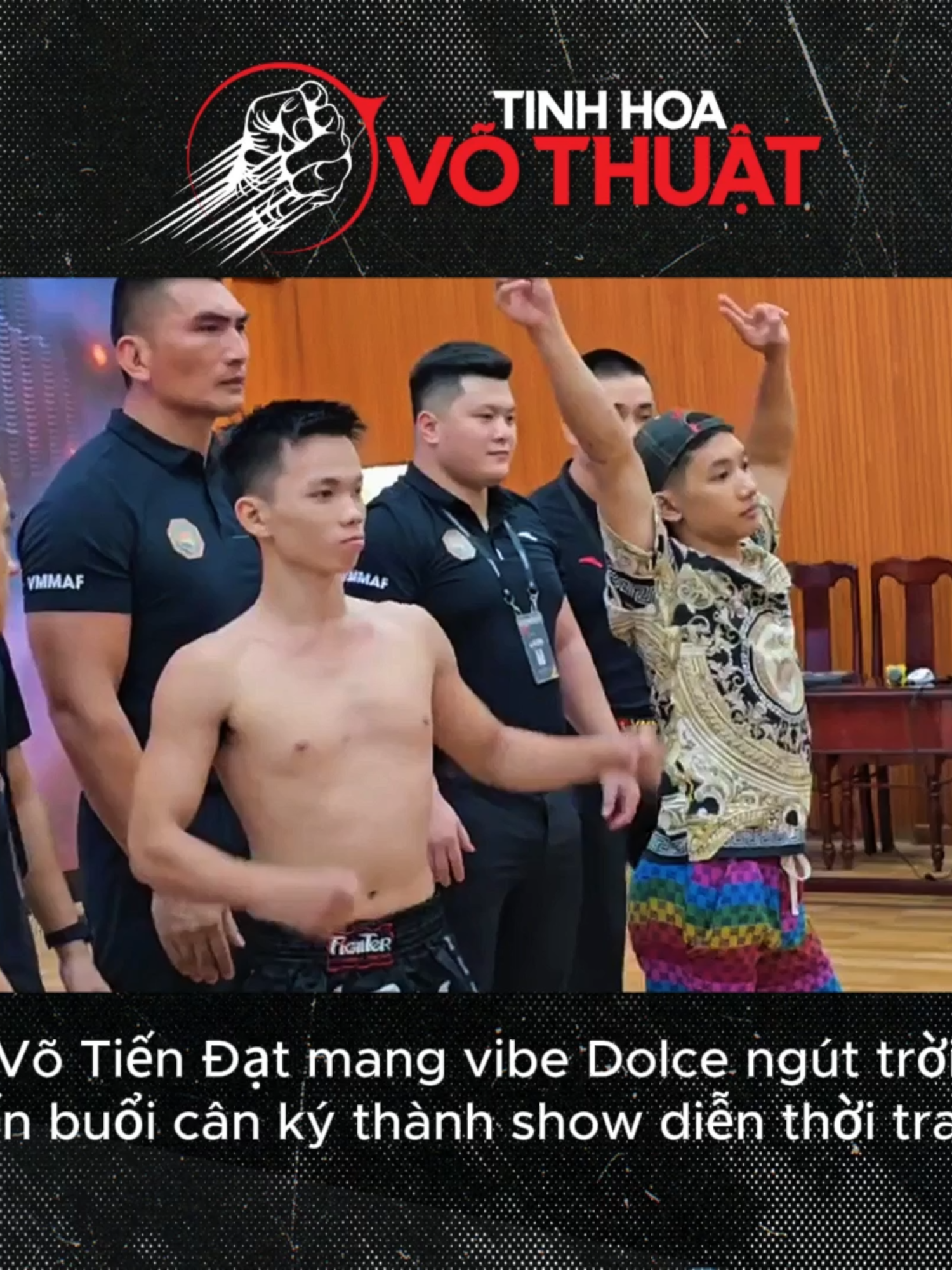 Võ Tiến Đạt cân luôn spotlight khi xuất hiện với phong cách Dolce đỉnh cao, biến buổi cân ký thành show thời trang có một không hai. 🥊💥 #tinhhoavothuat #LION #LIONChampionship #VoTienDat