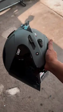 Helm doble visor sipaling ganteng😎😁 #kytgalaxy #galaxyflatr #helmgalaxy #kytoriginal #helmfoblevisor 