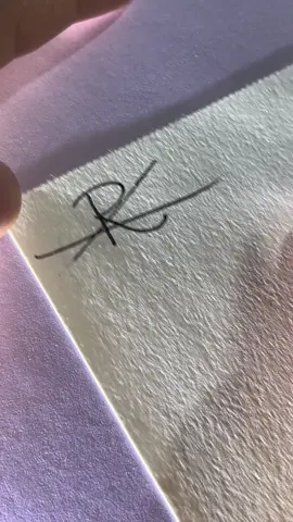 How to sign the letter R?❤️