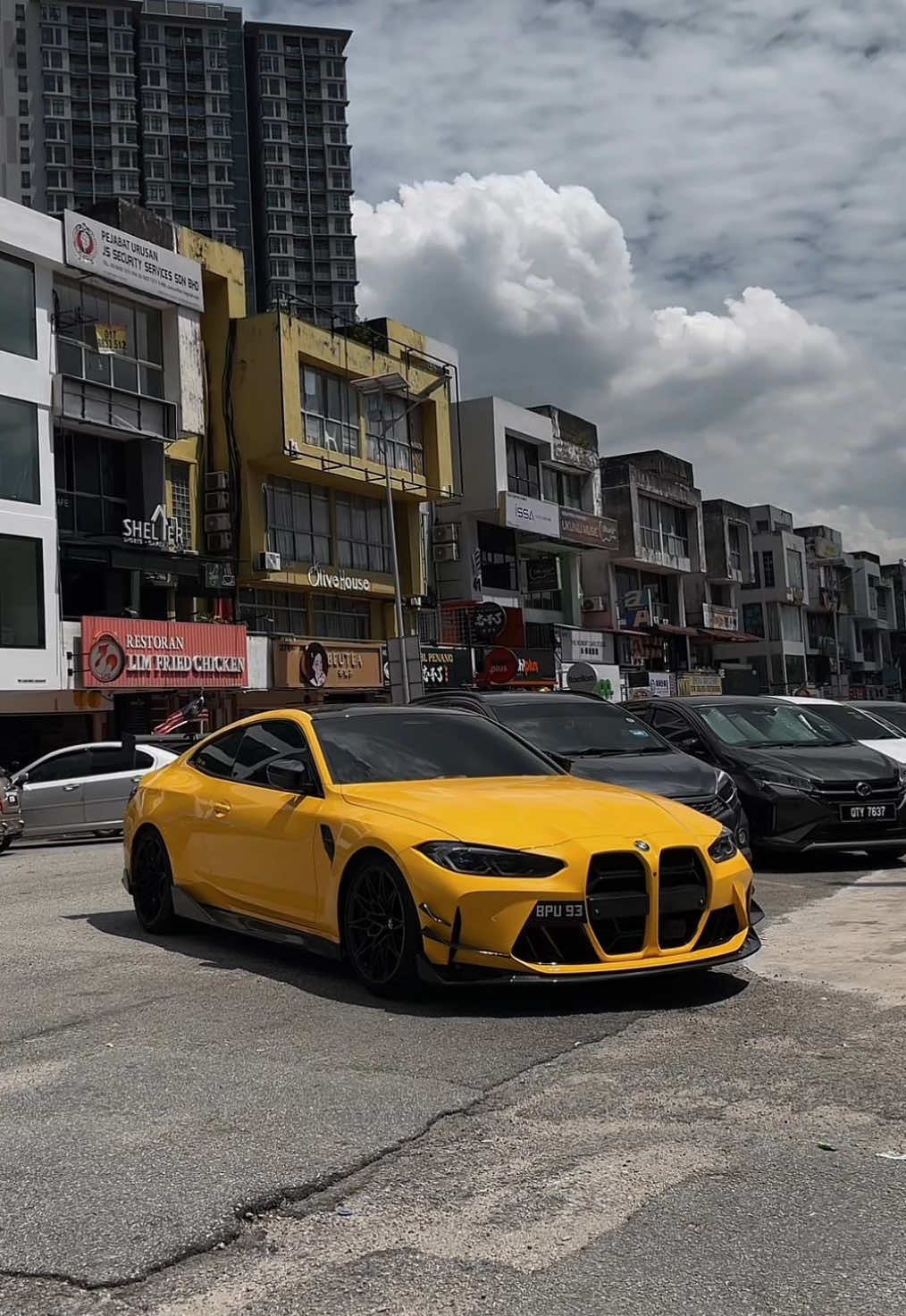 Yellow BMW M4💛 #bmwm4 #bmw #carsoftiktok 