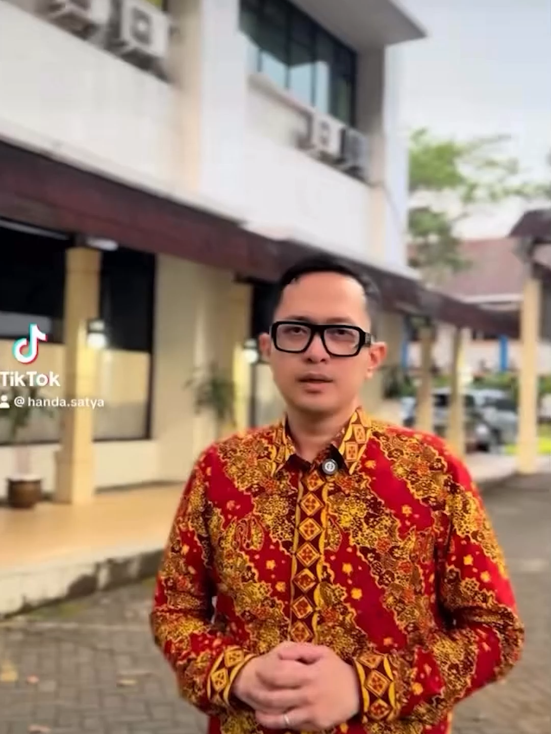 KAMPUS DI INDONESIA INI MAU BUKA MATA KULIAH #ROBLOX