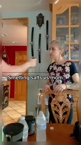 Try sniffing salt#sniffingsalt#funny#fyp#viral#smellingsalts