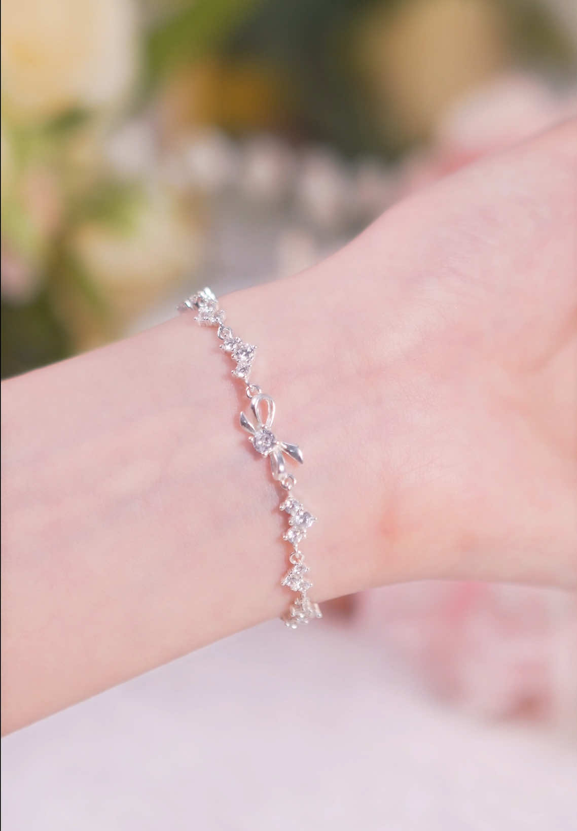 LT0216 Lắc tay bạc nữ TLEE dây dải đá tim kết nối tặng cho bạn thân để ‘đồng bộ’ phong cách xinh xắn 💕 👯 #tleejewelry #daychuyenbactlee #lactaybactlee #khuyentaibactlee #trangsuc 