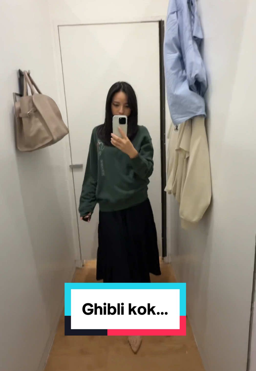 Kenapah 🙂 #fyp #jepang #ghibli #uniqlo 