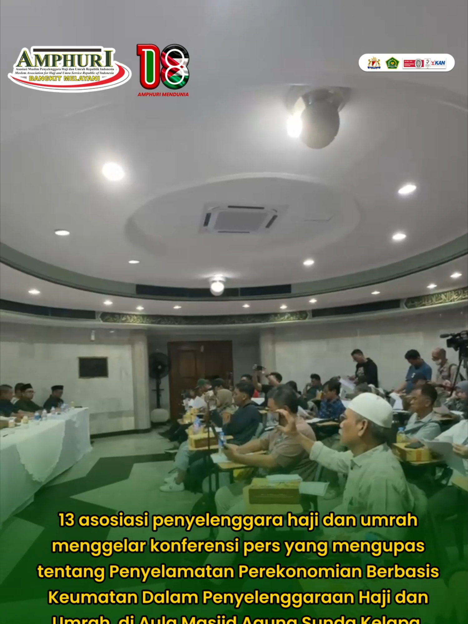 13 Asosiasi Tegas Menolak Legalisasi Umrah Mandiri 13 asosiasi penyelenggara haji dan umrah menggelar konferensi pers yang mengupas tentang Penyelamatan Perekonomian Berbasis Keumatan Dalam Penyelenggaraan Haji dan Umrah, di Aula Masjid Agung Sunda Kelapa, Jakarta, pada Rabu (13/8/2025). #amphuri #amphuribangkitmelayani #amphurimendunia #amphurigoglobal