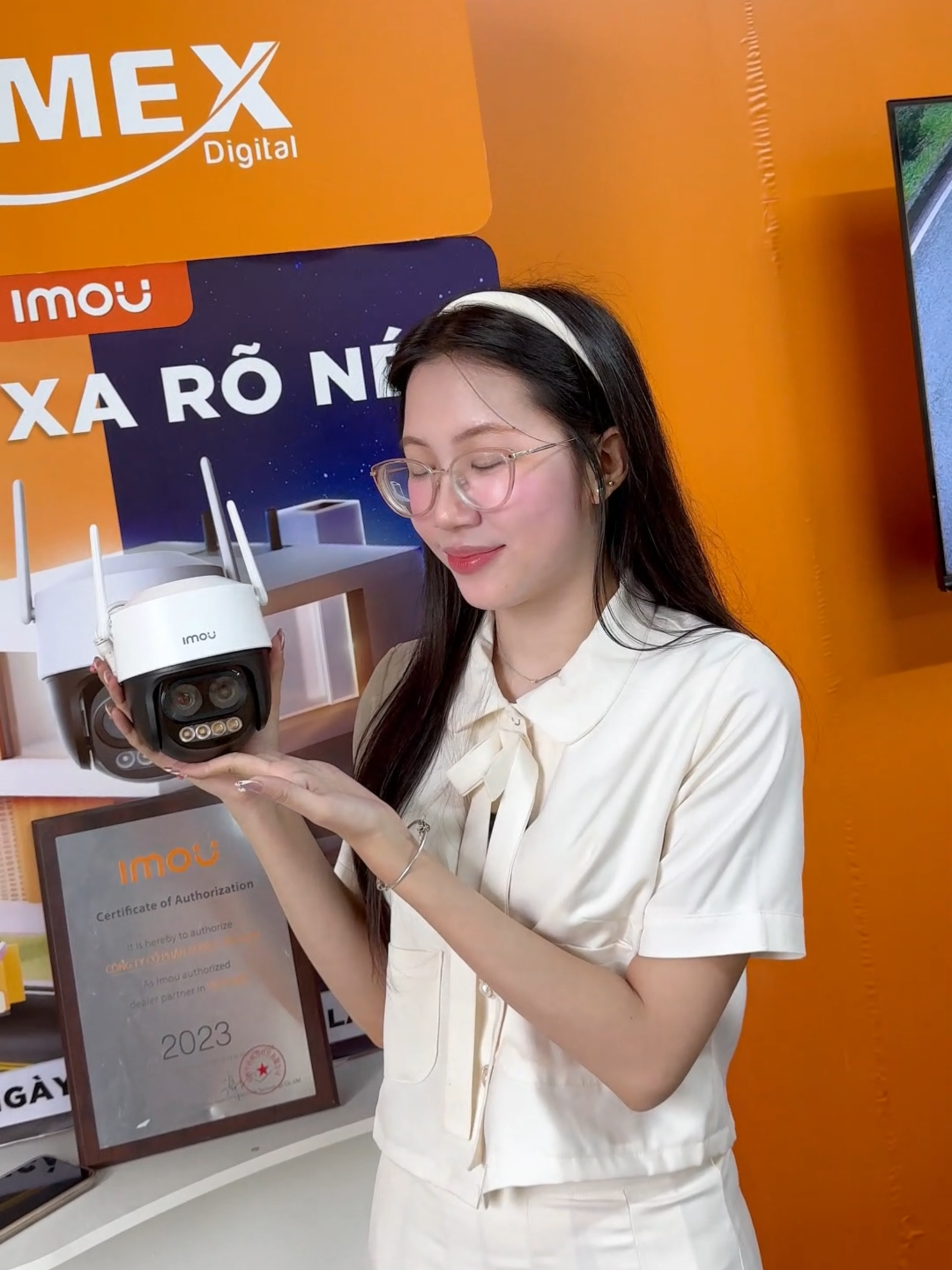 Imou S7DP - zoom xa  12x quan sát vẫn rõ nét #komexcamera #camerangoaitroi #imous7dp #xuhuong