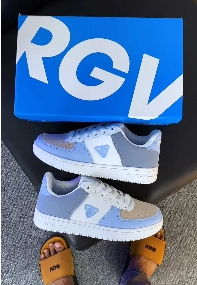 Style simpel untuk hari yang panjang | RGV DUCO White Blue #sepatu #sneakers #sepatusneakers #OOTD #fyp 
