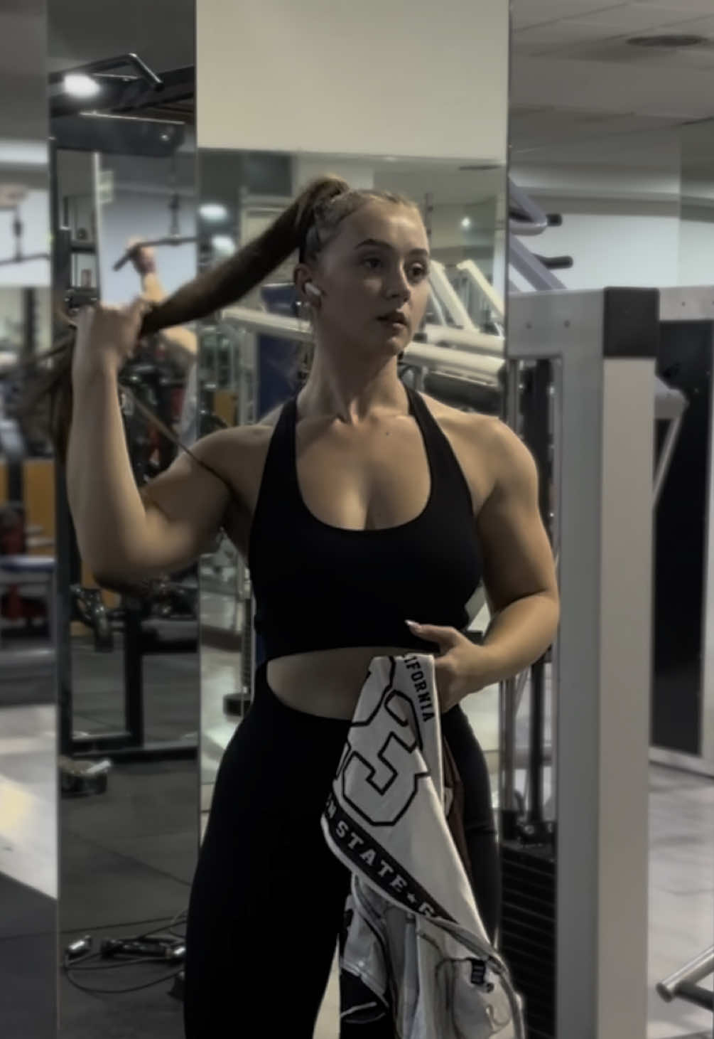 Tu profesora está fuerte y tú también por seguir sus consejos. 🫡 #anarrusfit 