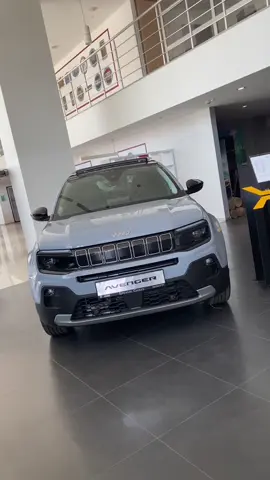 %100 elektrikli Jeep Avenger, Şehir içi sürüşlerde sessiz ve çevreci, arazide ise Jeep’in efsanevi gücüyle kesintisiz bir macera deneyimi…  Geleceğin yolculukları burada başlıyor. ⚡️🌎 %100 Elektrikli Jeep Avenger, 200.000 TL 12 ay %1,99 kredi ve takas desteği ile Efsane Gebze Showroom’unda sizleri bekliyor.  #jeepavenger #efsane #gebze #kocaeli #istanbul #sakarya 
