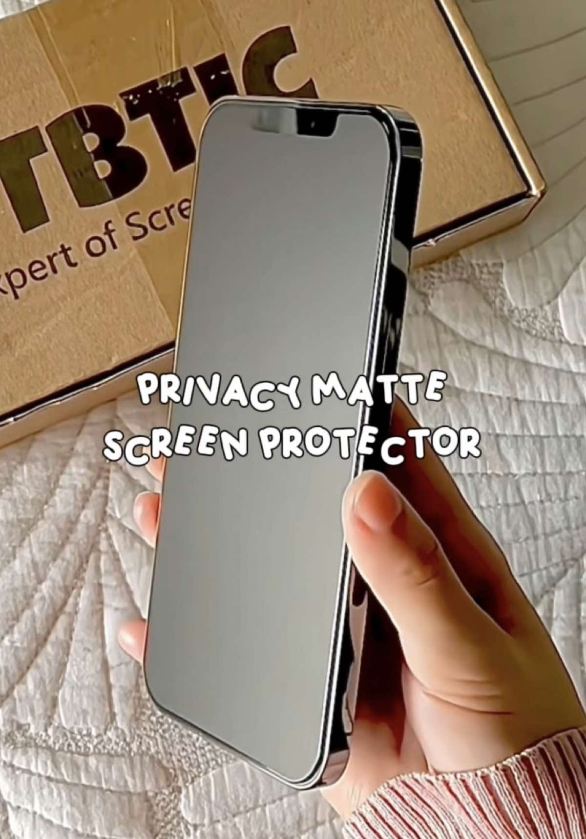 screen protector privacy matte paling senang pasang, atas katil pun no prob 😚 #screenprotector #screenprotectorprivacy #screenprotectorprivacymatte #iphonescreenprotector #privacytemperedglass @Tbtic.MY 