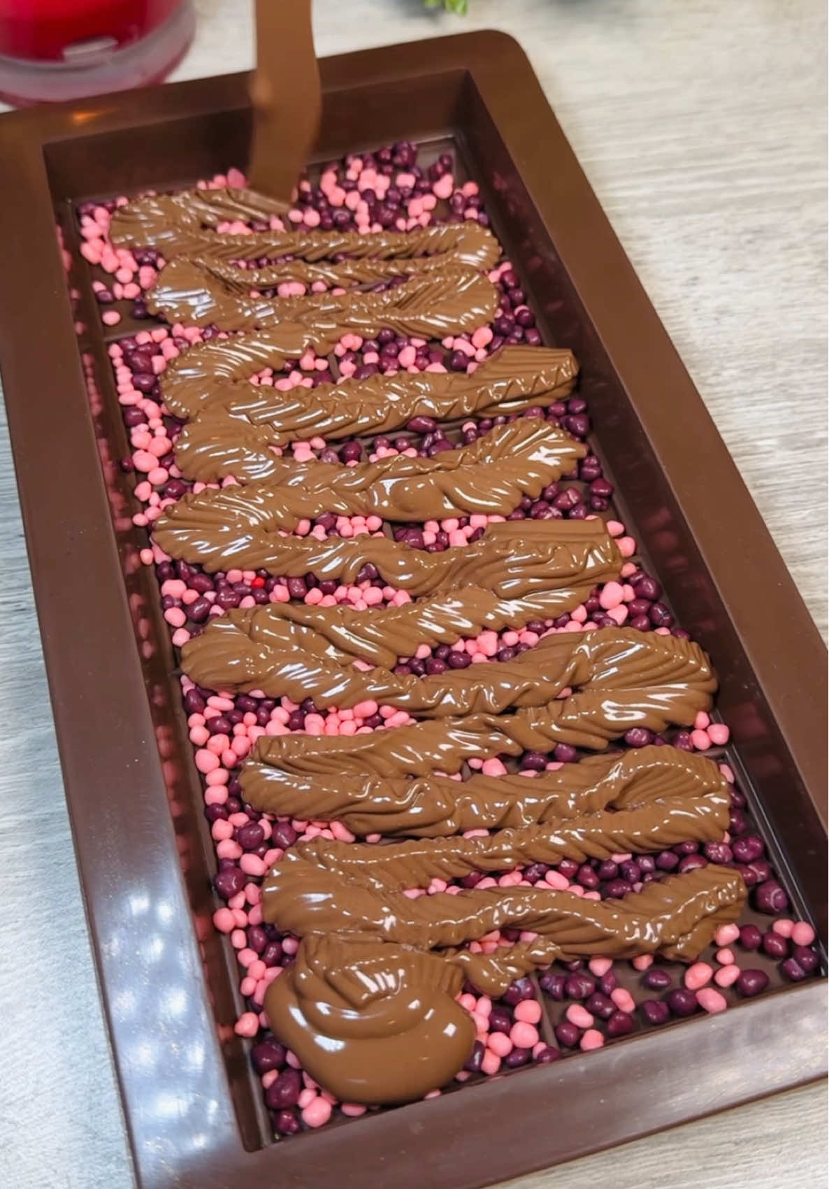 Dubai Chocolate with Haribo Jelly Babies 😍 🍫 Who’s in?☺️ #dubaichocolate #chocolateasmr #chocolatemaking #harribochocolate #asmrsounds