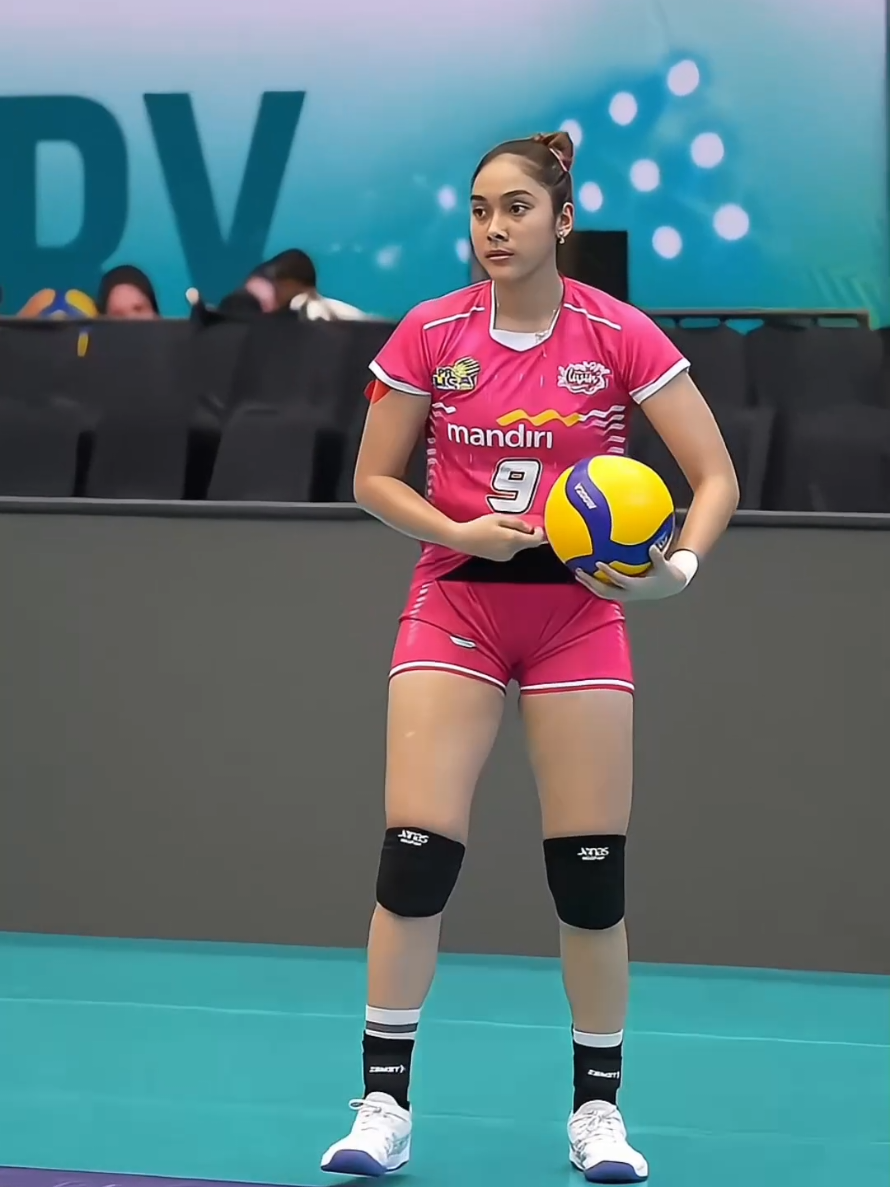 ADINDA INDAH Tampil Perfect Bareng Bidadari Jakarta Livin Mandiri #volleyballplayer #volleyballgirls #volley #volleyball2802 #volleyballworld 