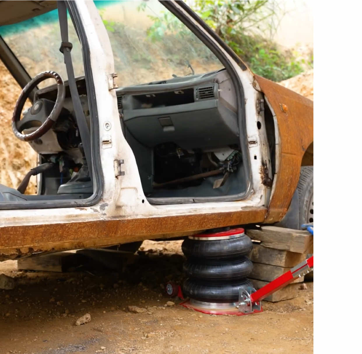 Incredible $100 Restoration of a Forgotten 1994 Daewoo cielo #restoration #amazing #car part 1
