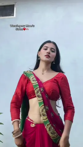 Just love to wear her sarees♥️🫶🏽#yourgirl #fypシ゚viral #trend #support #saree 