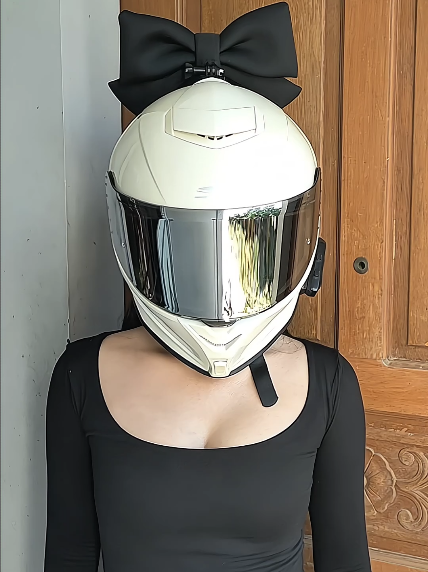 Replying to @ellainepait yes po, complete set na 'tong helmet ribbon 🎀🖤 #ribbonforhelmet  #helmetribbon #helmetbow #helmetaccesories #helmet 