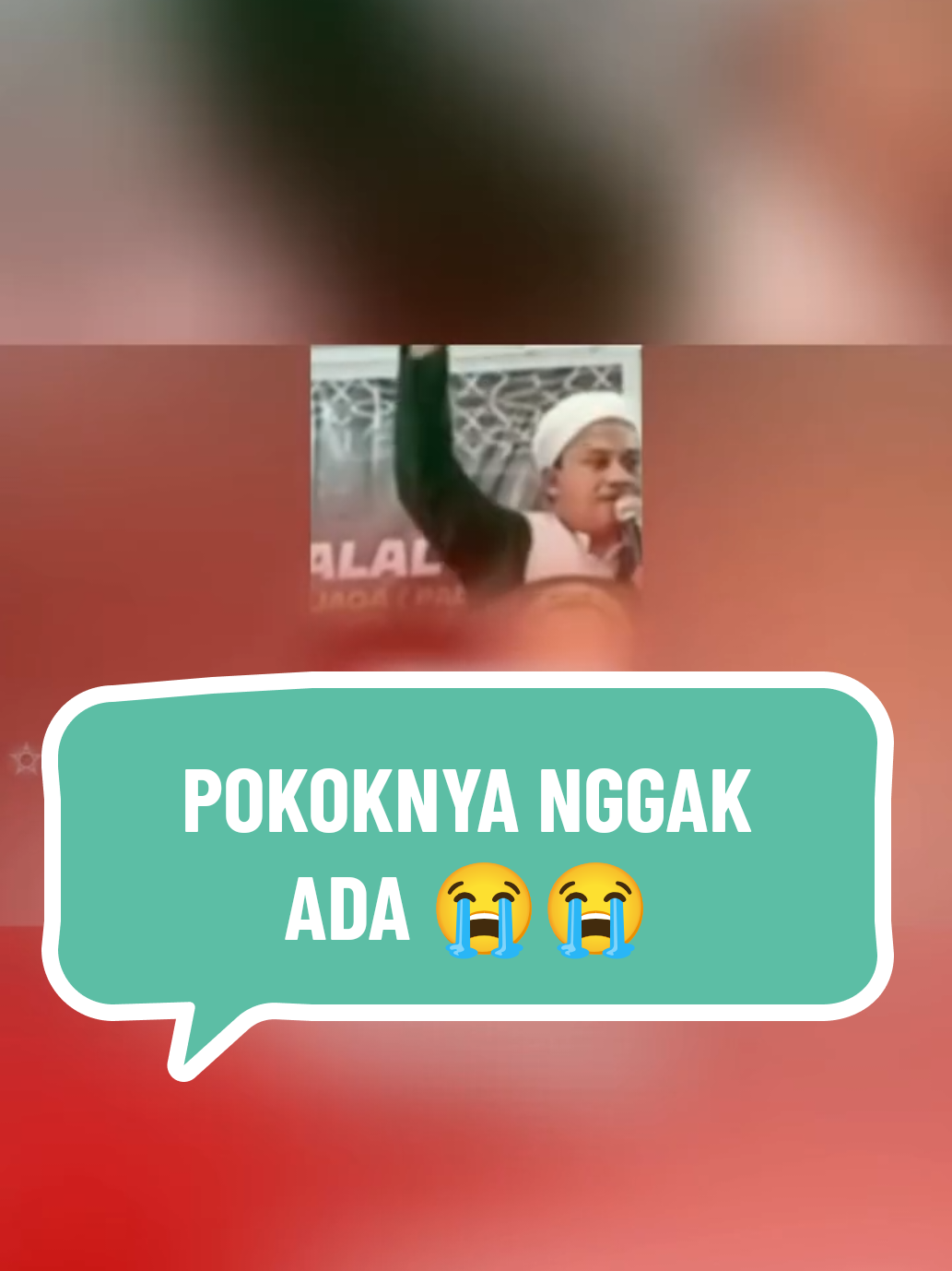 POKOKNYA NGGAK ADA 😭😭 . Kok terdengar mirip ya, sama-sama seneng teriak-teriak, “Pokoknya Tidak Ada!”, padahal hanya karena tidak tahu. . Kebayang nggak sih sedihnya keluarga yang sudah syahid untuk Bangsa Indonesia yang kita cinta tetapi dinafikan begitu saja 🥹 . Yuk bersatu dan hilangkan kebencian diantara kita 😊.  . MERDEKA!!🫡 . #indonesia #merdeka #persatuan #islam #santri 