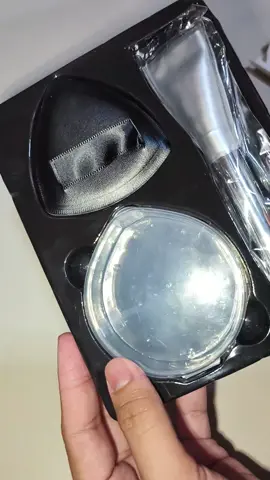 flat head foundation brush for no cakey make-up look! #makeupbrush #makeup #fyp