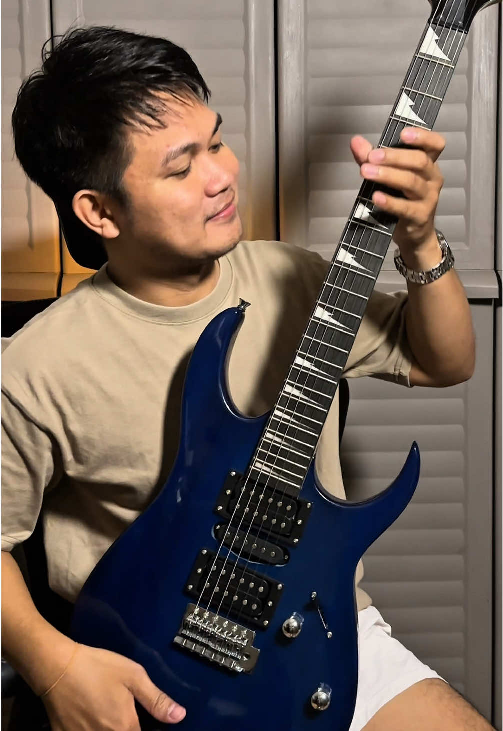 Electric guitar na mamahalin sa tingin, pero sobrang affordable! @PH-LEINER #guitarph #tipidguitar #sulitfindsph #beginnerguitarist #learnguitar   