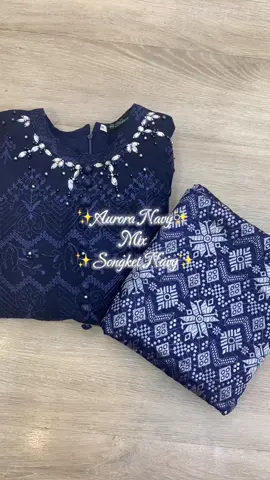 menyala Navy🤭✨ #promomakanmerdeka #fyp #kebayawedding #kebaya #kebayawisuda #kebayamodern #seragamanbridesmaid #racuntiktokshop #graduationday #racuntiktokshop #kebayakondangan #kebayalamaran #graduation 