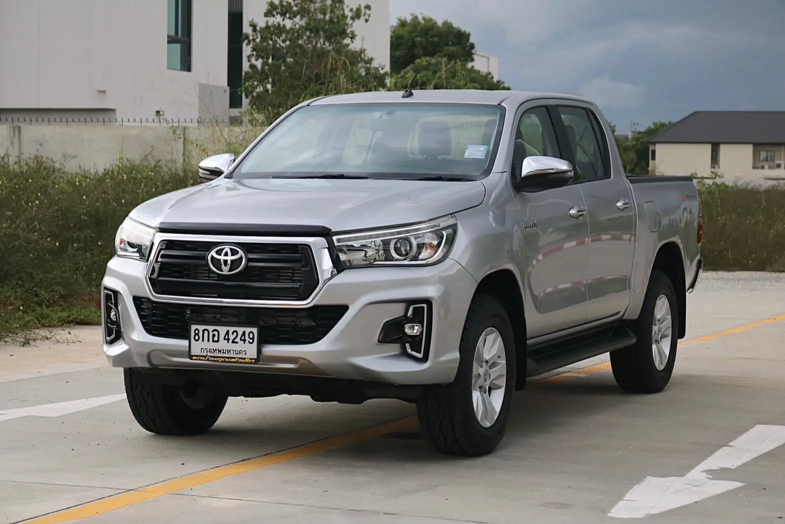 Toyota Revo Double Cab 2.4E Plus Prerunner AT ปี2019  รถบ้านสวยสภาพดีมาก สีเทา มือเดียวป้ายแดง บอดี้เดิมสวยไม่เคยชน น๊อตไม่ขยับ เครื่องเกียร์เดิมสมบูรณ์สุด ไมล์แค่ 34,xxx กิโลเมตร  สภาพยังใหม่ เหมือนออกป้ายแดง สีเงาสวย เจ้าของเก่าดูแลดี ราคานี้สภาพนี้ได้ไปคุ้มสุดๆค่ะ   629,000 ✅ เครดิตดี ฟรีดาวน์ จัดไฟแนนซ์ได้ล้นๆ ผ่อน 11,xxx บาท 84เดือน 📲098-8297551  #toyotarevo #กระบะมือสอง #ฟรีดาวน์ #toyota #รถมือสองแนะนํา 