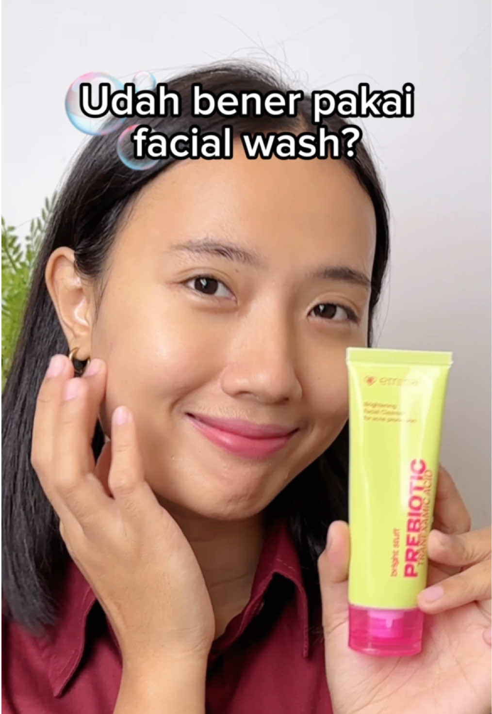 pakai facial wash itu ngga asal ya! yuk ikutin tips ini dan pakai facial wash brightstuff prebiotic juga ya! #Emina #FacewashEmina #Dailyfacewash #oilyfacewash #dryskinfacewash 